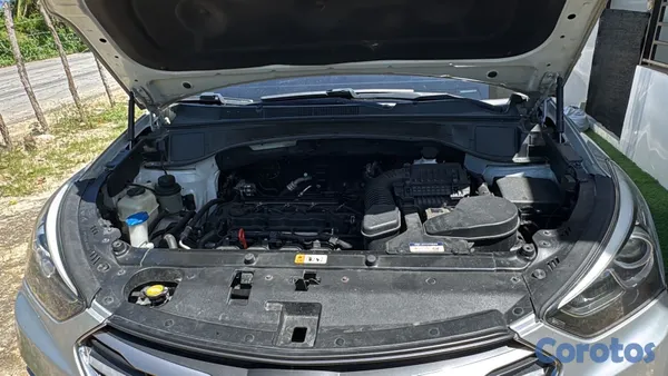 2016 Hyundai Santa Fe — foto 8 / 8
