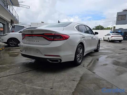 2018 Hyundai Grandeur — foto 5 / 19