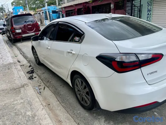 2014 Kia Forte — foto 6 / 6