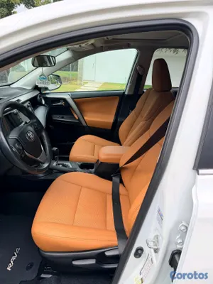 2018 Toyota Rav-4 — foto 5 / 14