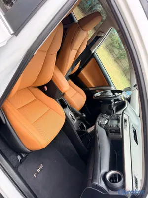 2018 Toyota Rav-4 — foto 9 / 14