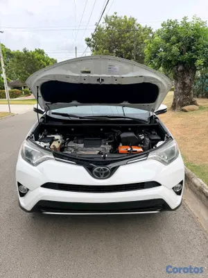 2018 Toyota Rav-4 — foto 11 / 14