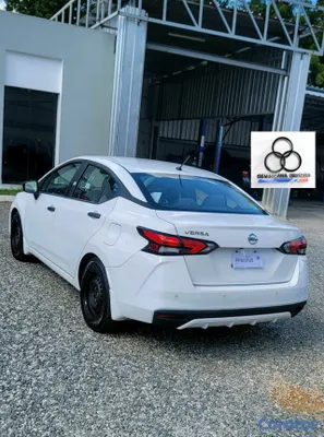 2020 Nissan Versa — foto 10 / 10