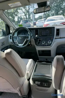 2020 Toyota Sienna — foto 9 / 15