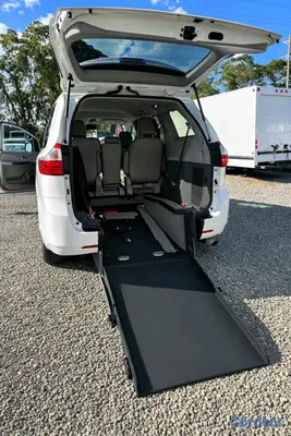 2020 Toyota Sienna — foto 13 / 15