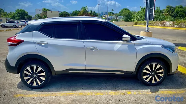 2019 Nissan Kicks — foto 4 / 11