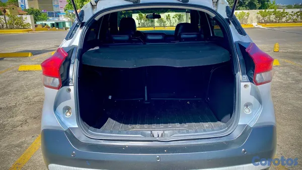 2019 Nissan Kicks — foto 5 / 11