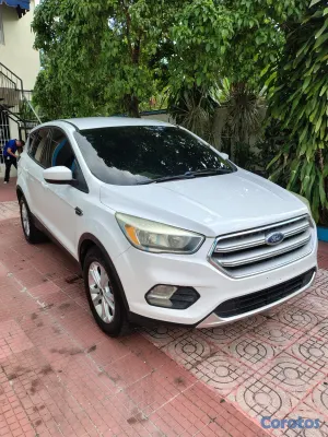 2014 Ford Escape — foto 5 / 5