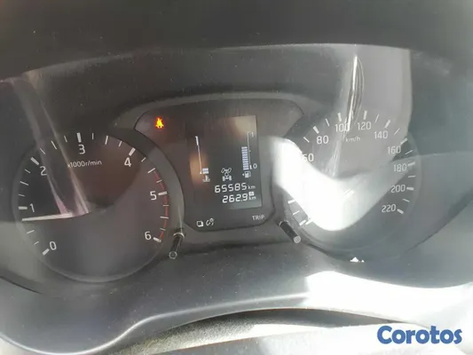 2021 Nissan Frontier — foto 3 / 10