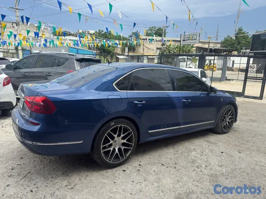 2016 Volkswagen Passat — foto 3 / 11