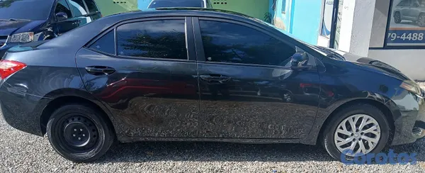 2018 Toyota Corolla — foto 3 / 9
