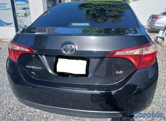 2018 Toyota Corolla — foto 7 / 9