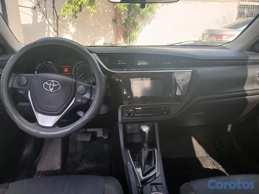 2018 Toyota Corolla — foto 9 / 9