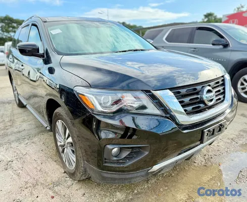 2019 Nissan Pathfinder — foto 9 / 9