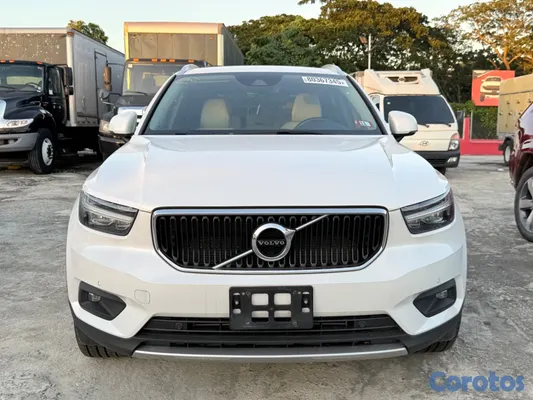 2021 Volvo Otro — foto 2 / 9