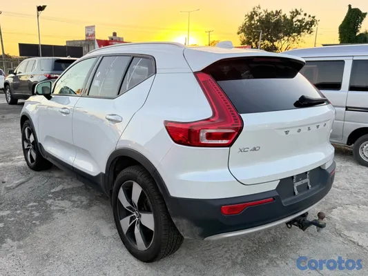 2021 Volvo Otro — foto 9 / 9