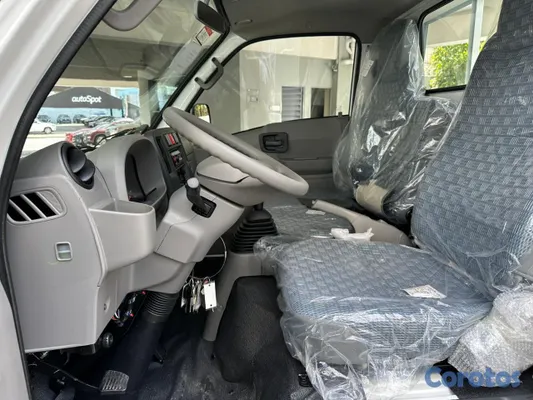 2026 Isuzu Traviz — foto 7 / 9