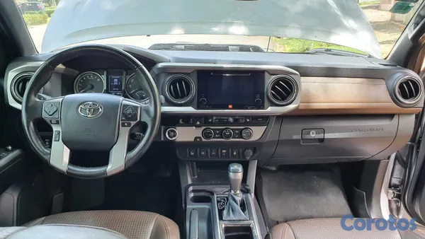 2016 Toyota Tacoma — foto 3 / 11