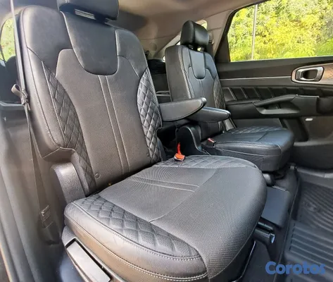 2021 Kia Sorento — foto 5 / 9