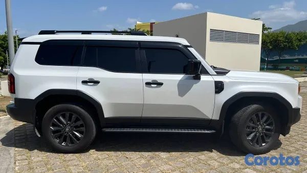 2024 Toyota Land Cruiser Prado — foto 6 / 11