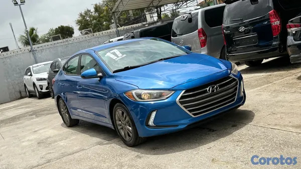 2017 Hyundai Elantra — foto 2 / 10