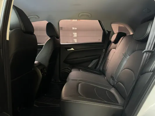 2022 Chevrolet Captiva — foto 4 / 10