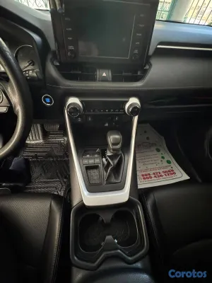 2019 Toyota Rav-4 — foto 2 / 7