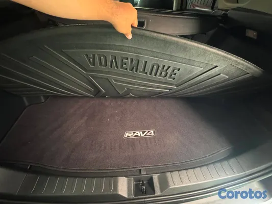 2019 Toyota Rav-4 — foto 5 / 7
