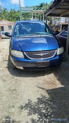 2001 Chrysler Town & Country — foto 9 / 14