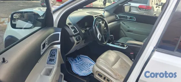 2013 Ford Explorer — foto 3 / 16