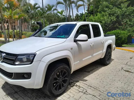 2015 Volkswagen Amarok — foto 2 / 6