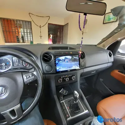 2015 Volkswagen Amarok — foto 3 / 6