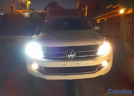 2015 Volkswagen Amarok — foto 4 / 6