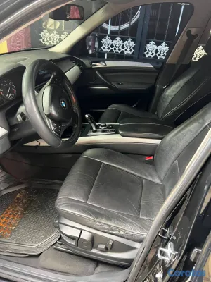 2010 BMW X5 — foto 5 / 10