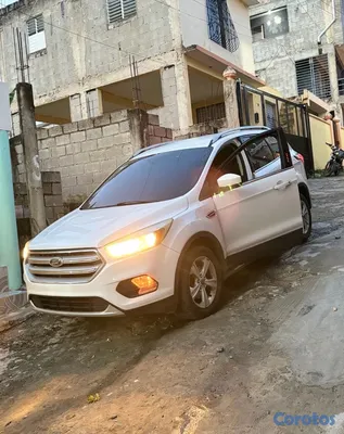2018 Ford Escape — foto 5 / 6