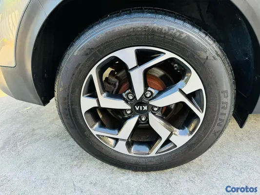 2020 Kia Sportage — foto 4 / 10