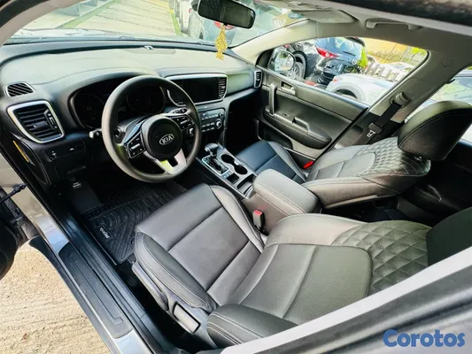 2020 Kia Sportage — foto 5 / 10
