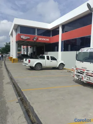 2017 Nissan Frontier — foto 2 / 3