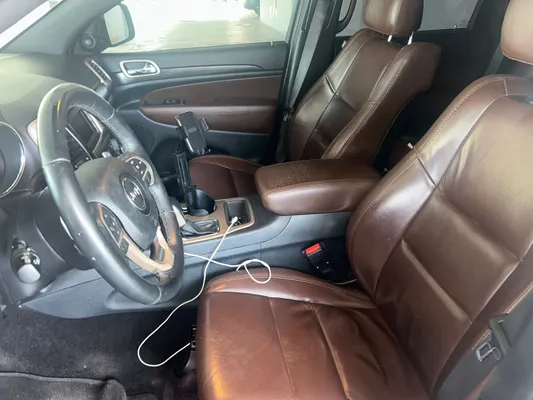 2017 Jeep Grand Cherokee — foto 7 / 9
