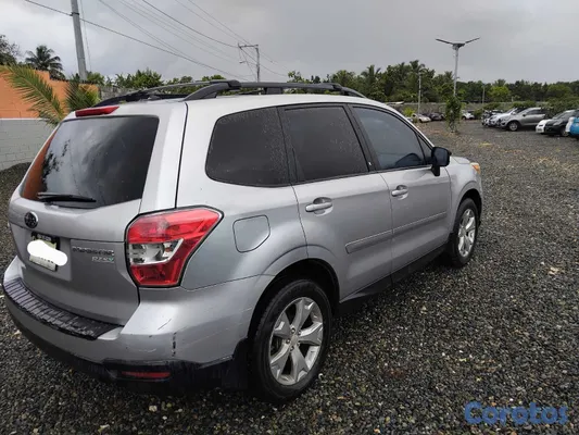 2014 Subaru Forester — foto 4 / 8