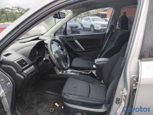 2014 Subaru Forester — foto 6 / 8