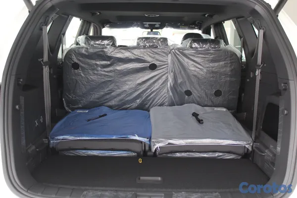2026 KGM Rexton — foto 3 / 12
