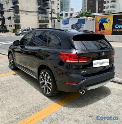 2021 BMW Serie X — foto 2 / 4
