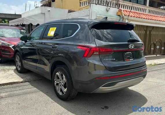 2022 Hyundai Santa Fe — foto 4 / 10