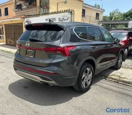 2022 Hyundai Santa Fe — foto 5 / 10