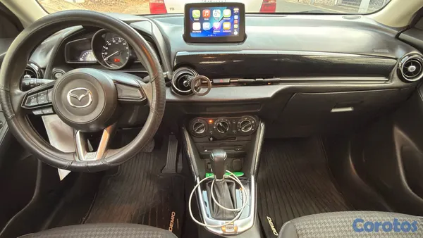2019 Mazda Demio — foto 9 / 14