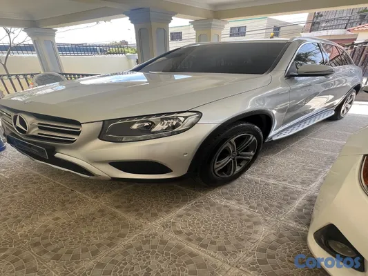 2017 Mercedes Clase GLC — foto 5 / 10