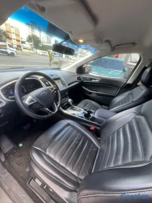2017 Ford Edge — foto 4 / 11