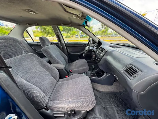 2000 Honda Civic — foto 10 / 13