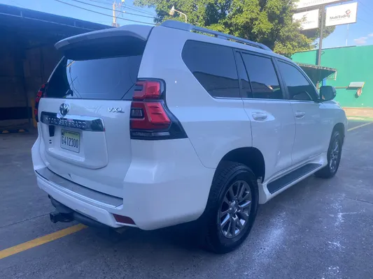 2018 Toyota Land Cruiser Prado — foto 5 / 10